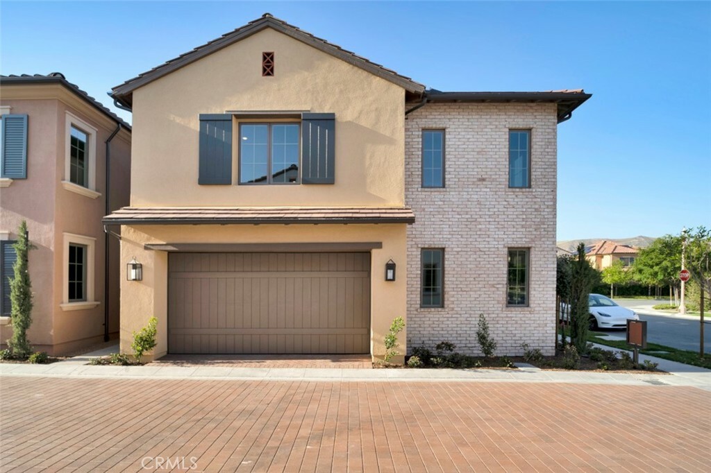 Property Photo: 123 Dolci CA 92602