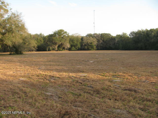 Property Photo: 370 Union Avenue FL 32112