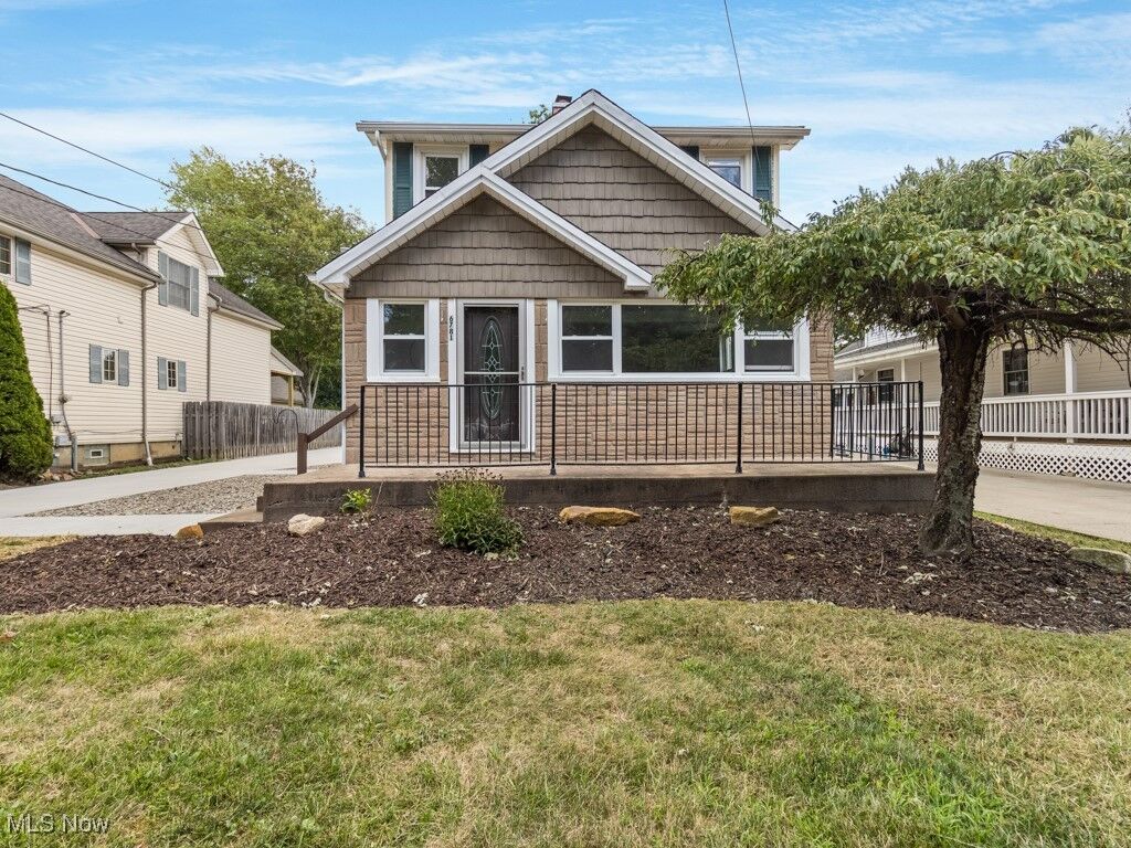 Property Photo: 6781 Franke Road OH 44130