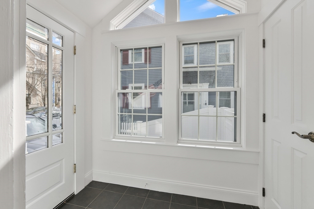 Property Photo: 624 Green St MA 02139