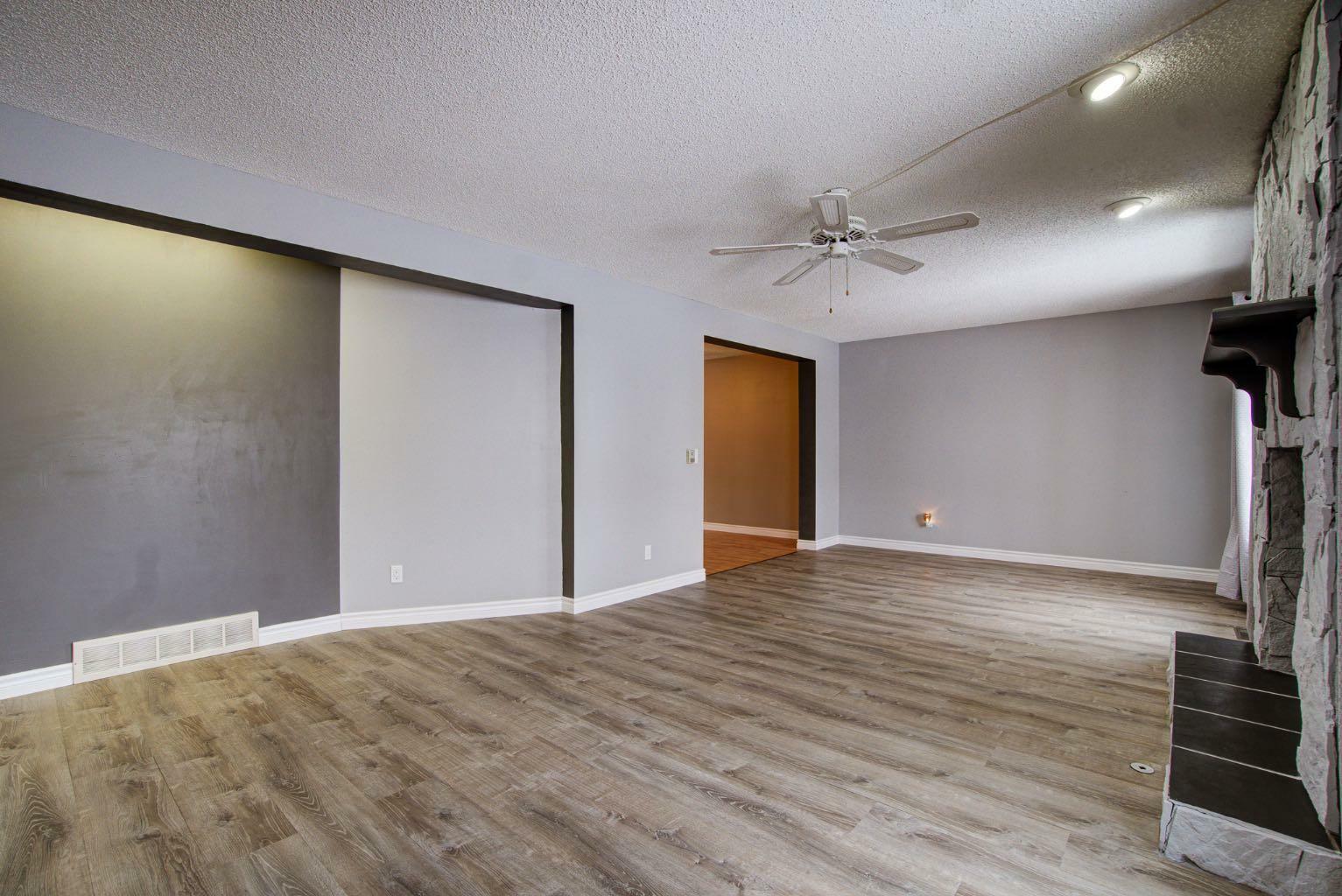 Property Photo: 213 2 Avenue S AB T0L 0R0