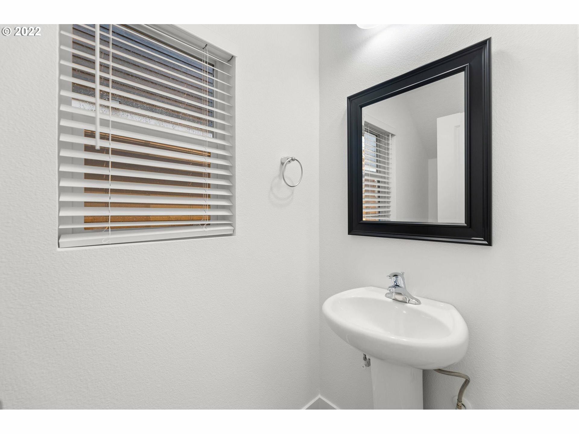Property Photo: 2626 Waterlily Dr Lot 5 OR 97403