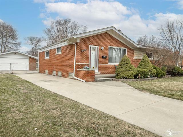 25543 Cunningham Avenue  Warren MI 48091 photo