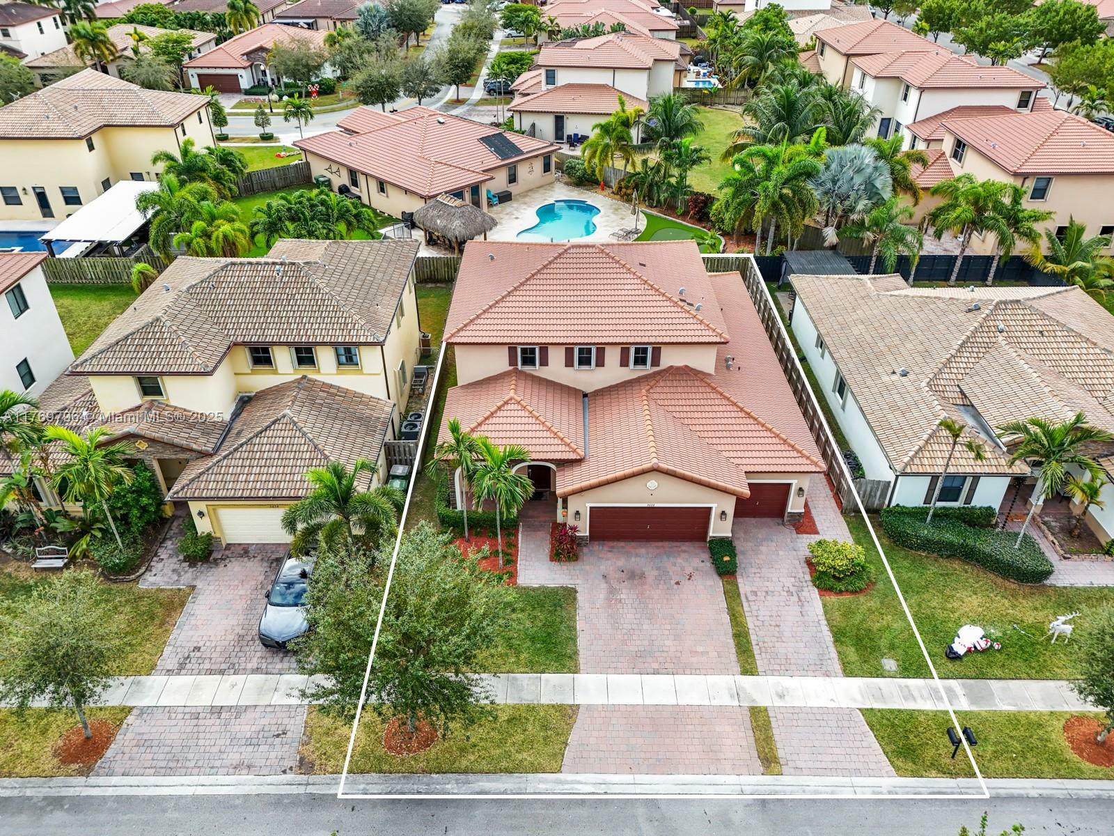Property Photo: 3626 SE 1st St FL 33033