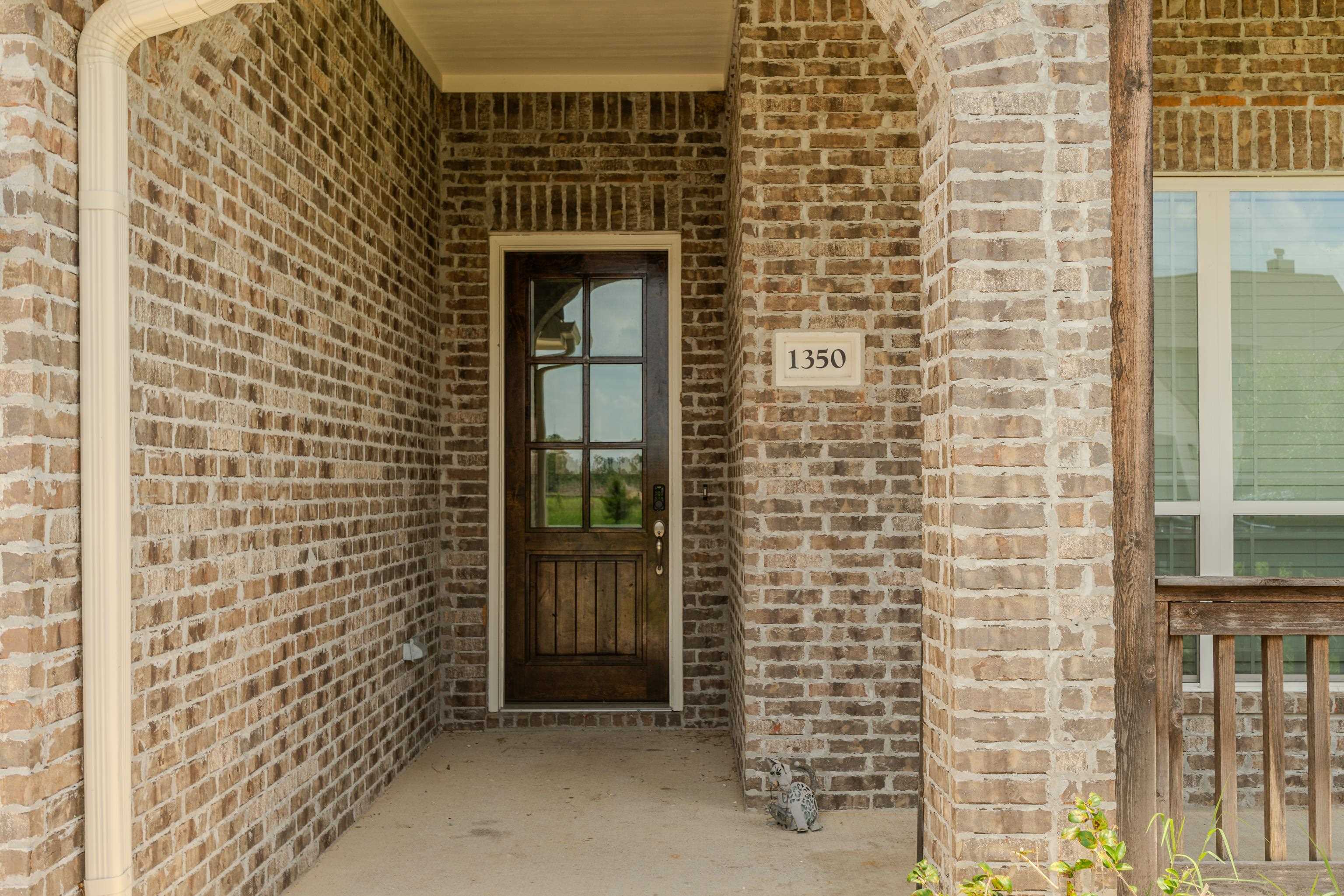 Property Photo: 1350 Miss Kyndall TX 77657