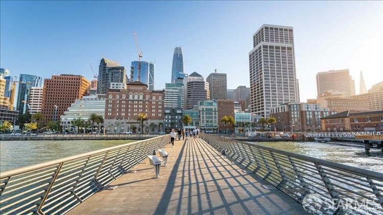 Property Photo:  288 Pacific Avenue 4E  CA 94111 