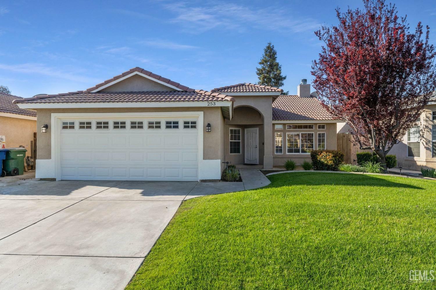 Property Photo: 253 Sherman Peak Drive CA 93308