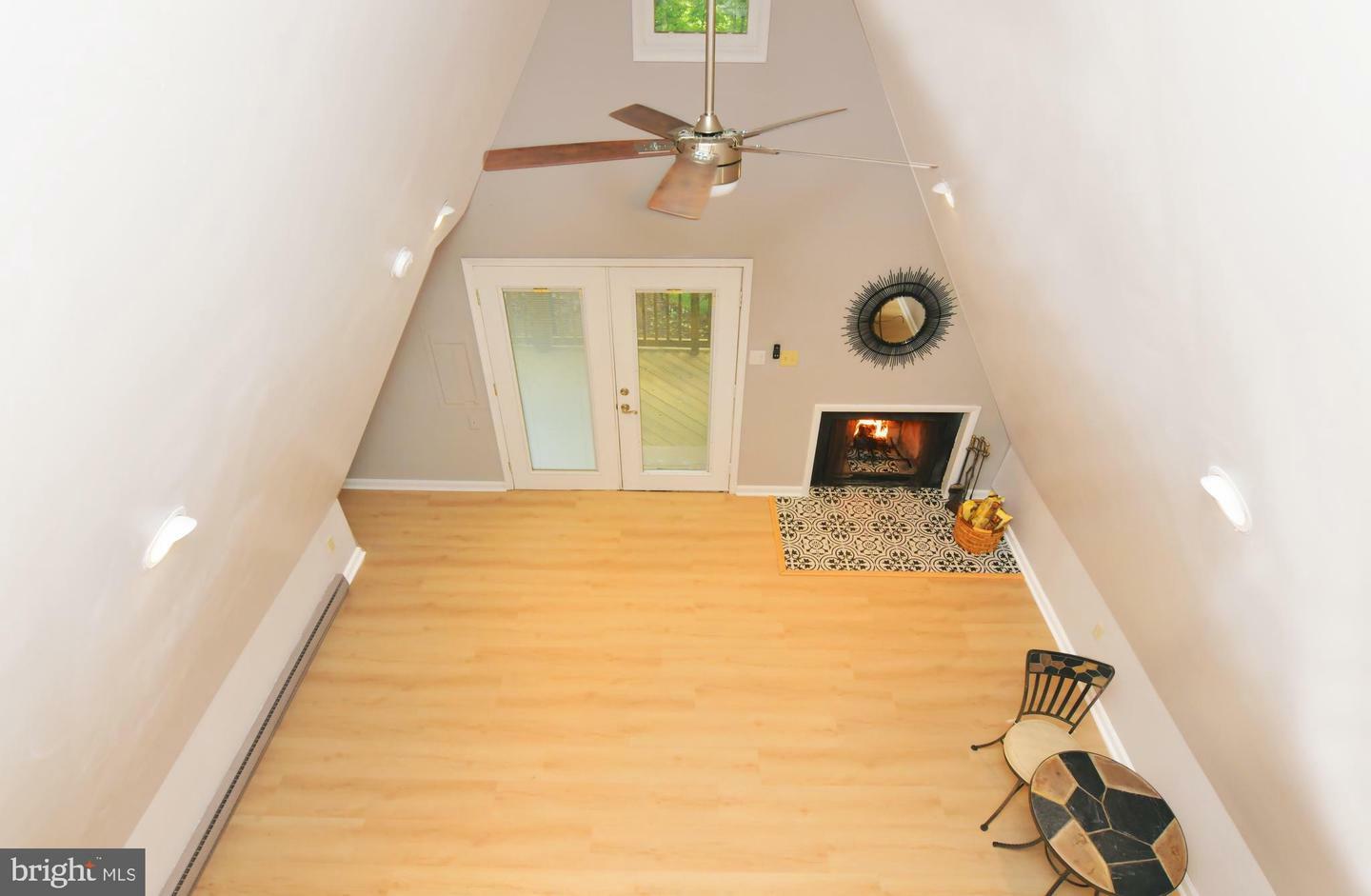 Property Photo: 304 Glenwood Lane WV 25420