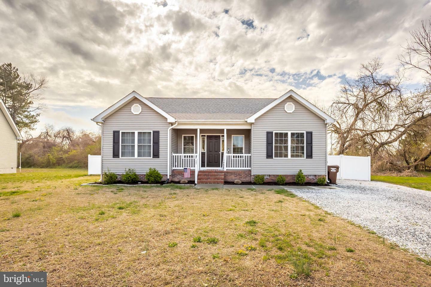 Property Photo: 121 Willowtree Lane MD 21826