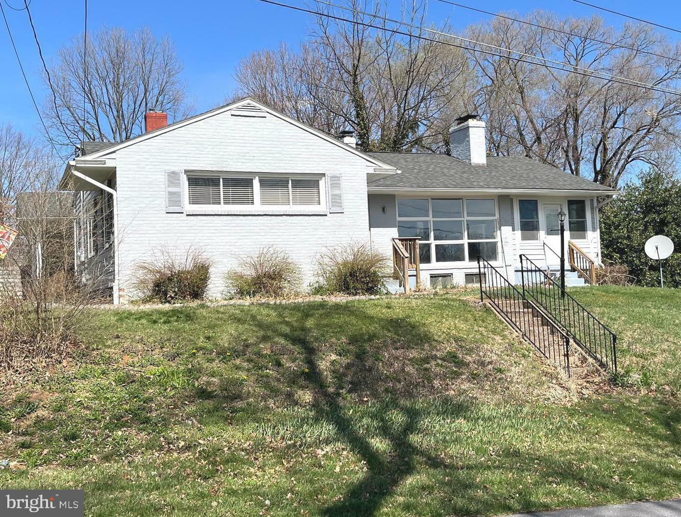 Property Photo: 625 S Mildred Street WV 25414