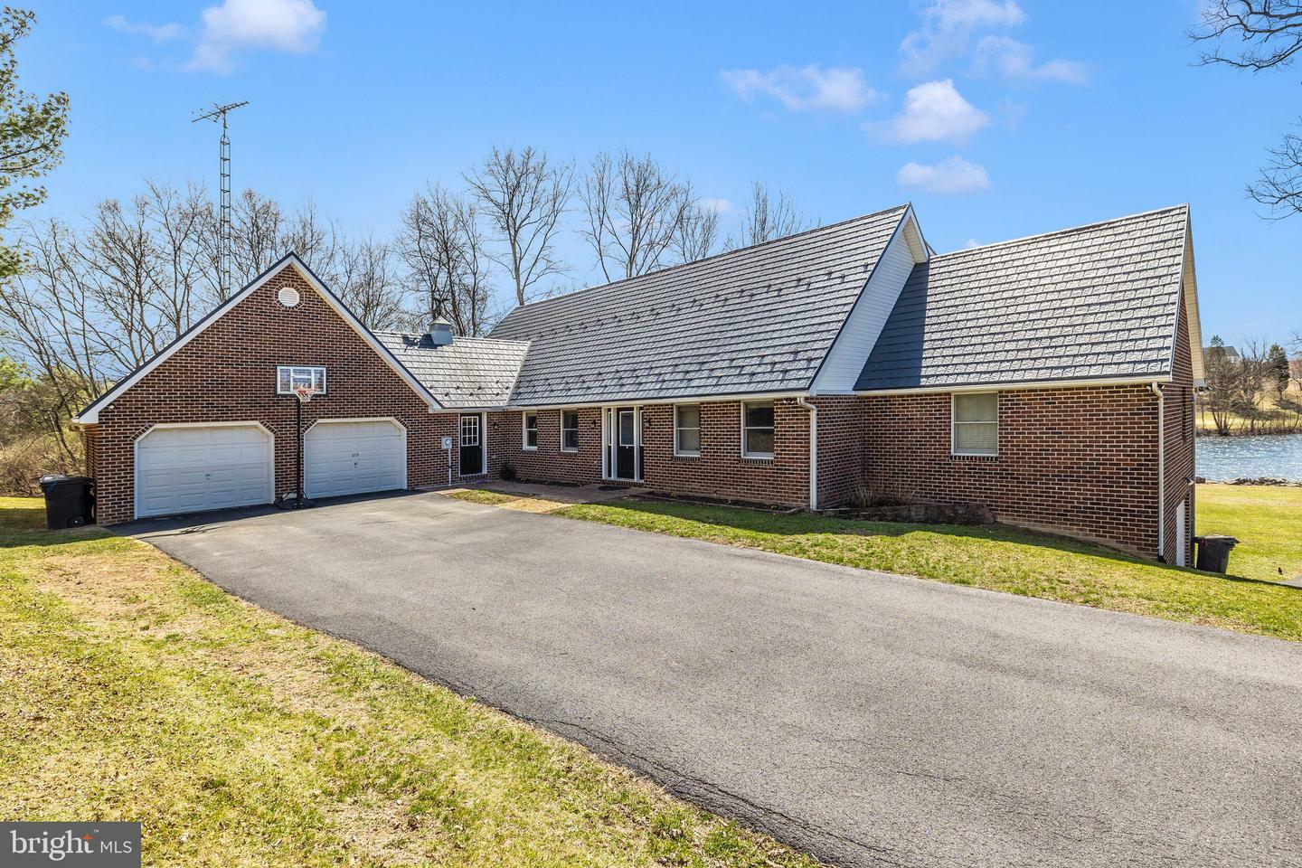 Property Photo: 215 Twin Lakes Circle WV 25405