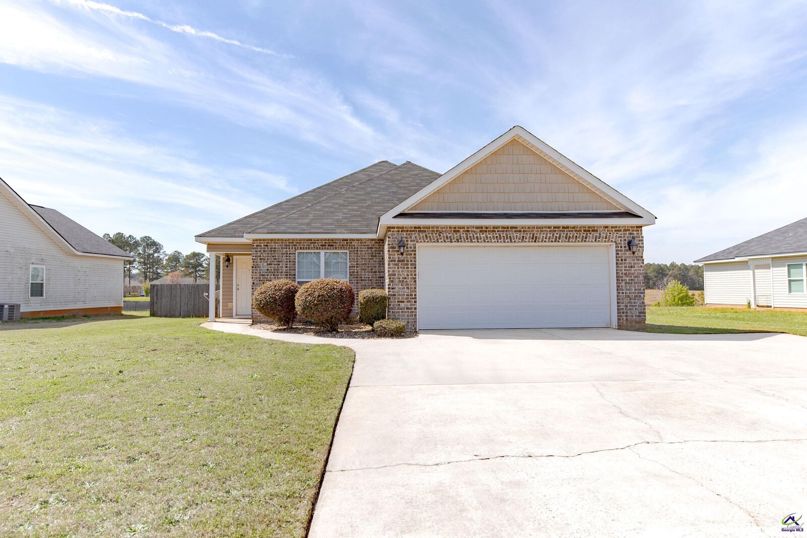 Property Photo:  210 Shasta Drive  GA 31069 