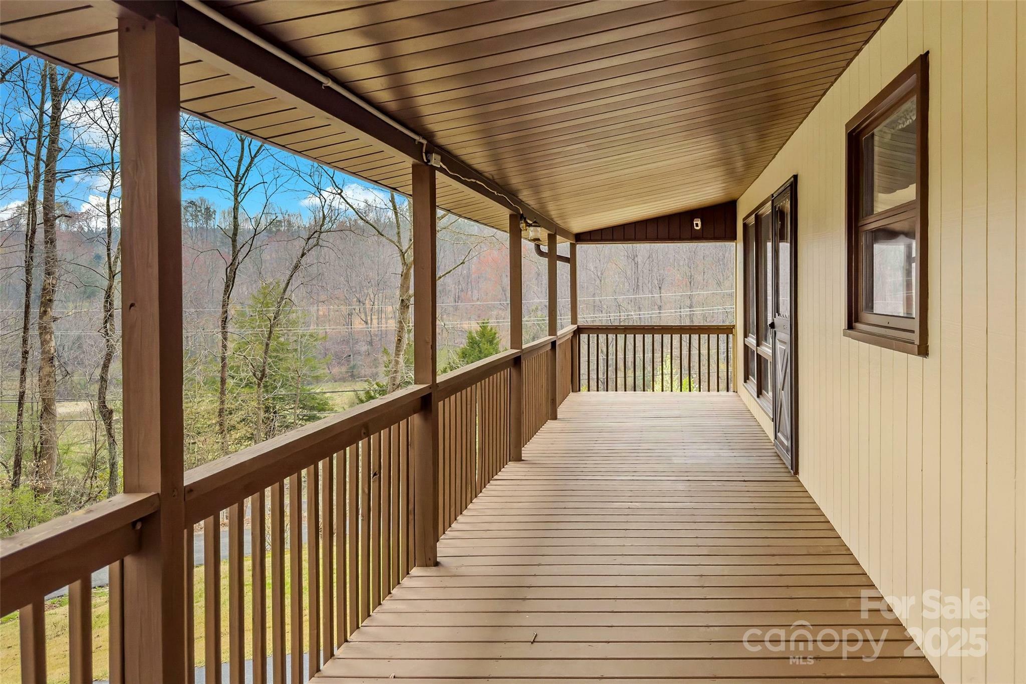 Property Photo: 2075 Goose Creek Road NC 28752