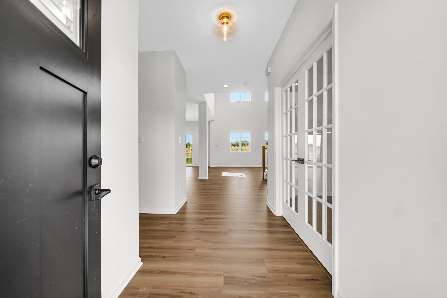 Property Photo:  704 Idlewild Lane  IN 46304