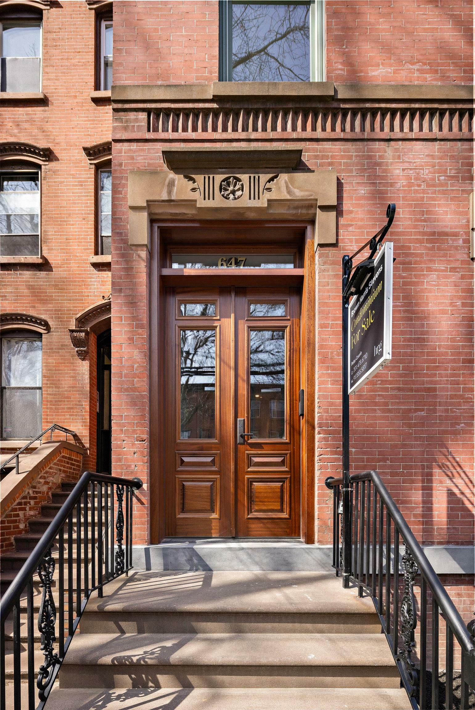 647 Jersey Ave 2  Jc, Downtown NJ 07302 photo