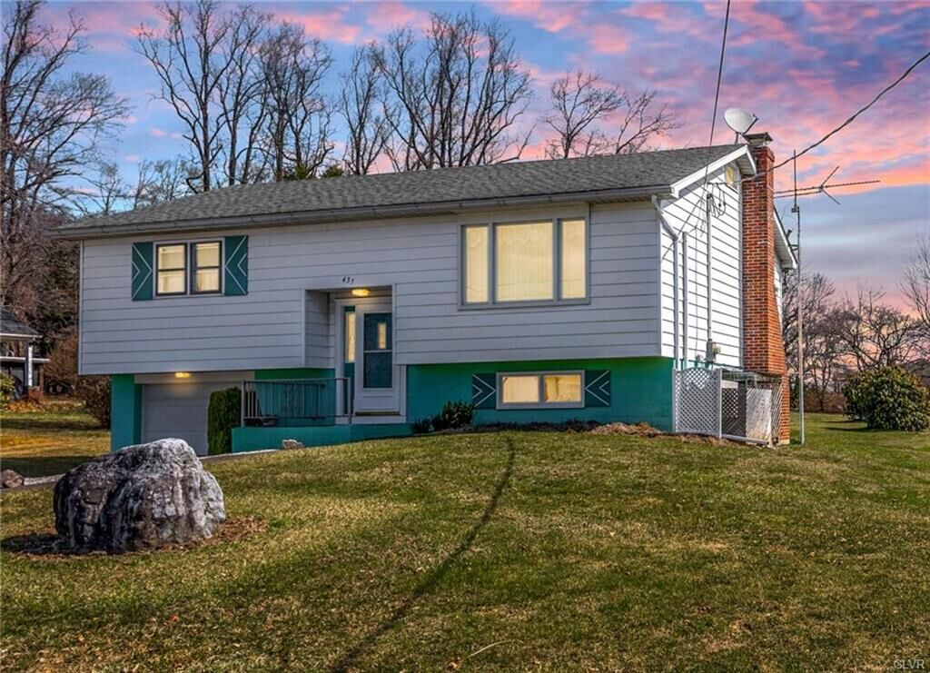 Property Photo:  435 Washington Boulevard  PA 18013 