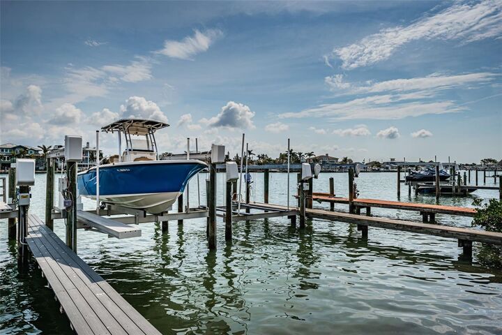 Property Photo:  2515 Bay Boulevard A  FL 33785 