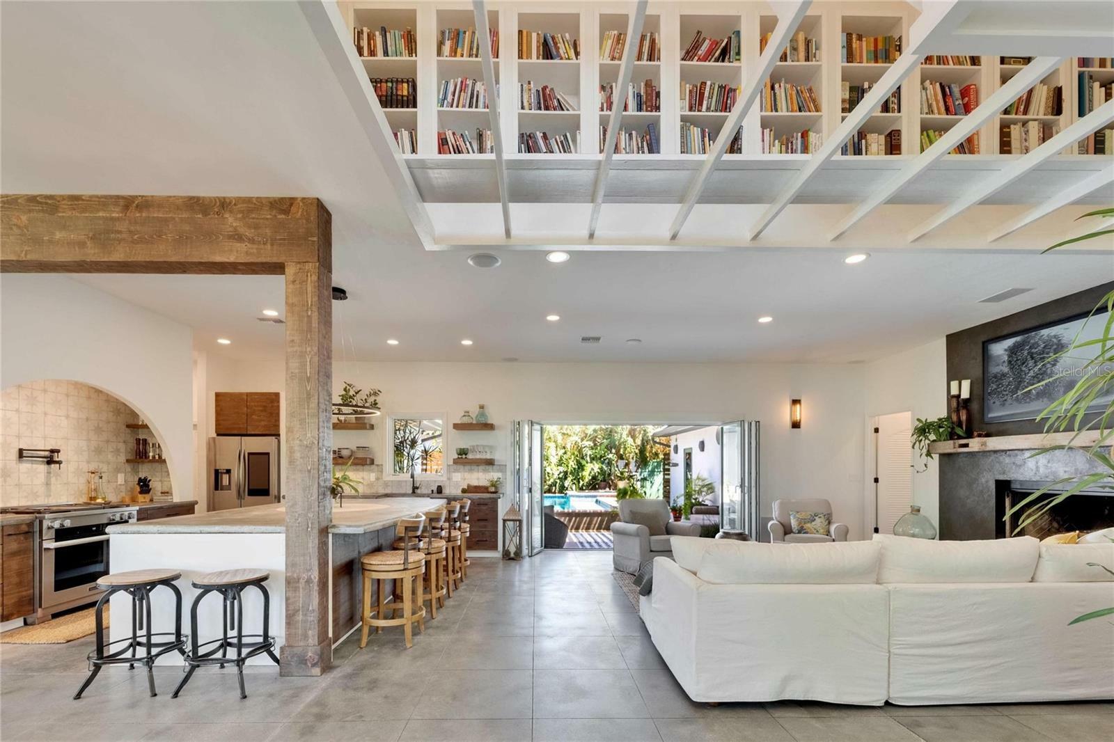 Property Photo: 1715 Sunset Drive FL 33755