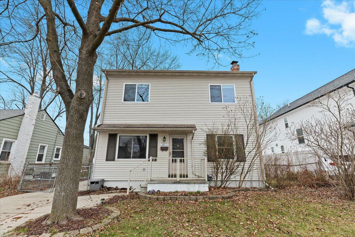 Property Photo: 3813 Prairie Avenue MI 48072