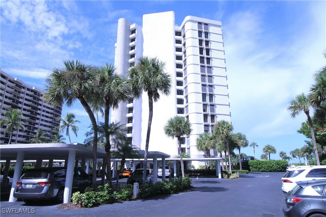 Property Photo: 4005 Gulf Shore Boulevard N 1105 FL 34103