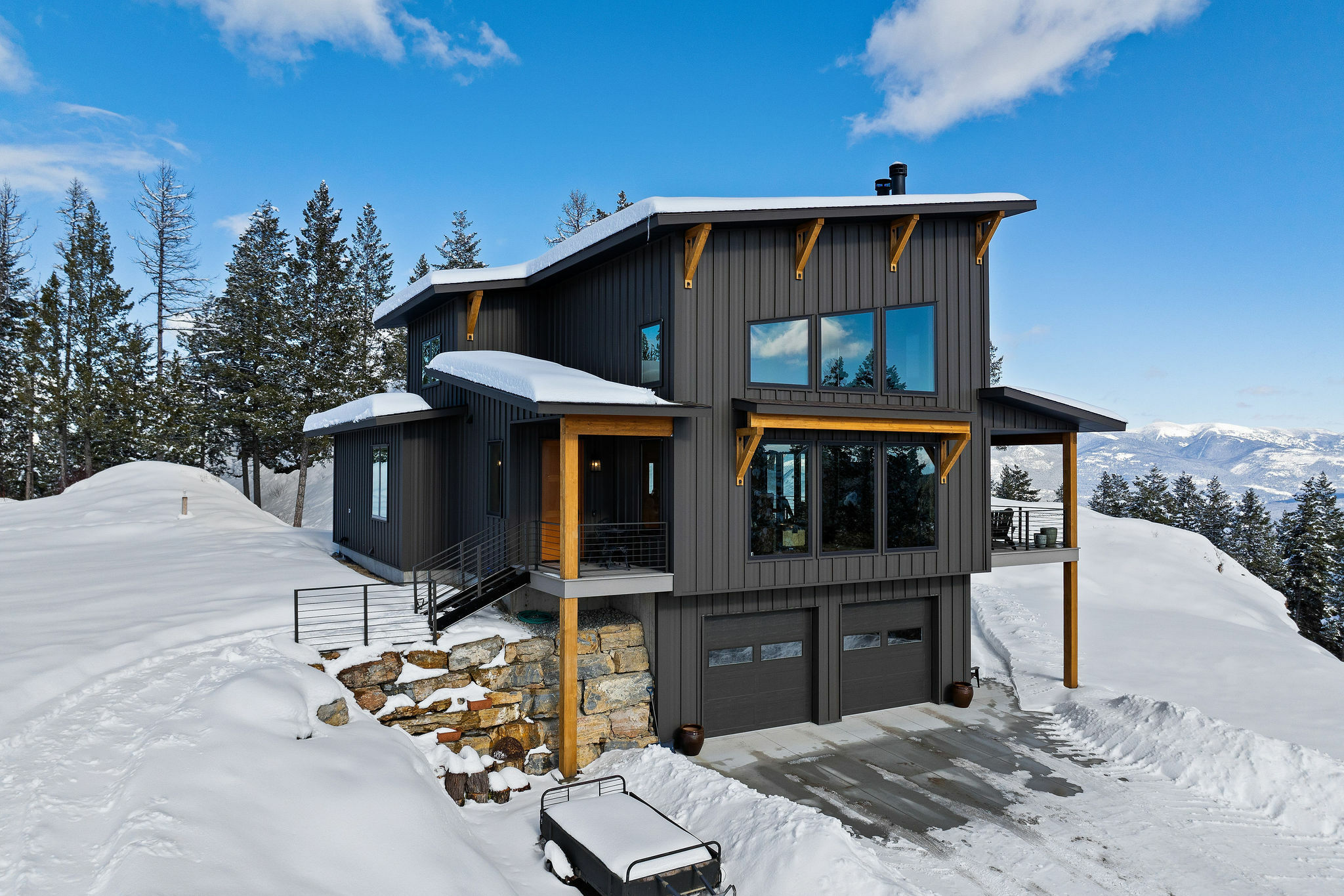 Property Photo: 85 Meadows Drive MT 59937