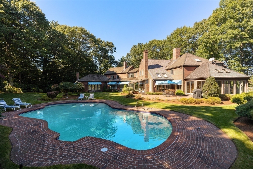 Property Photo:  11 Fulling Mill Ln  MA 02043 