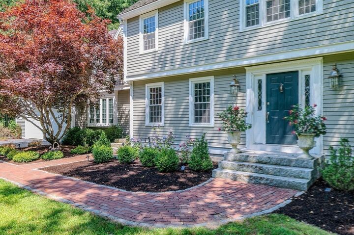 152 Prospect Street  Hingham MA 02043 photo