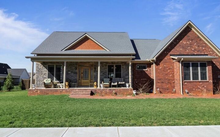 Property Photo: 8688 Pebblestone Lane KY 42122