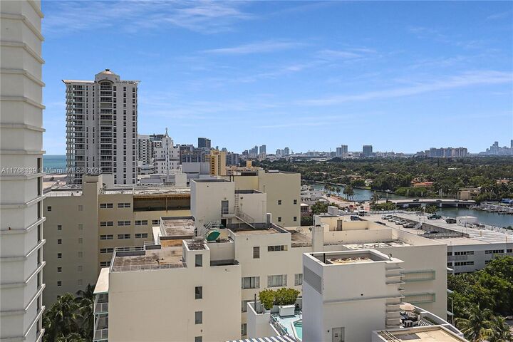 Property Photo:  4391 Collins Ave 1415  FL 33140 