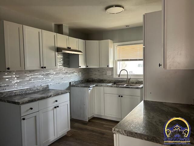 Property Photo:  1022 SW Macvicar Ave  KS 66604 
