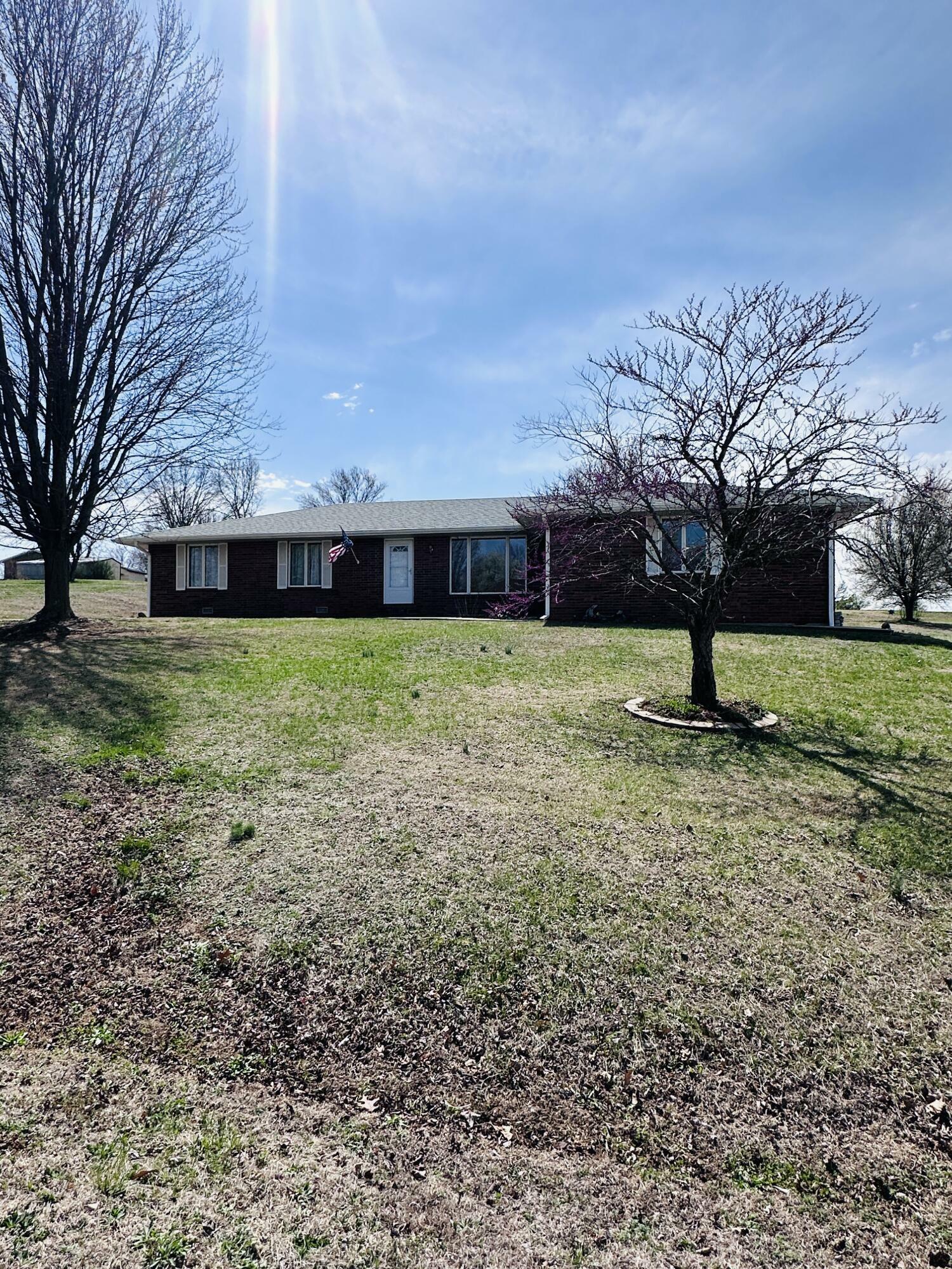 Property Photo: 1022 E Fremont MO 65785
