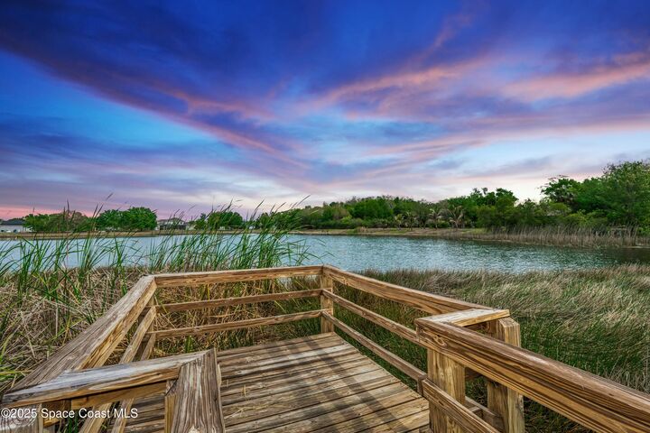 Property Photo:  19261 Quarterly Parkway  FL 32833 
