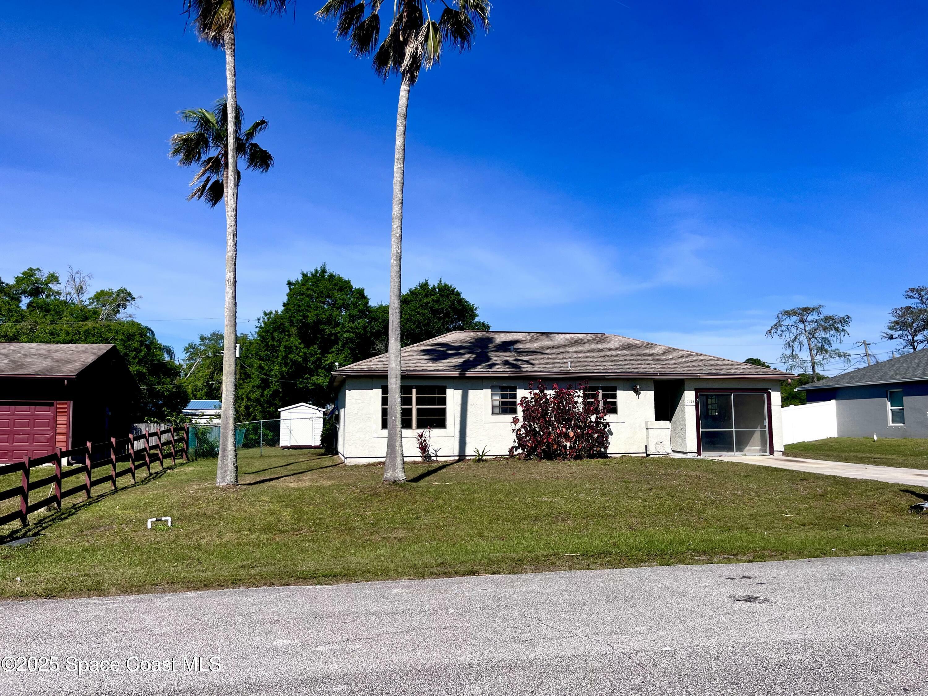 Property Photo: 1312 Mariner Avenue SE FL 32909