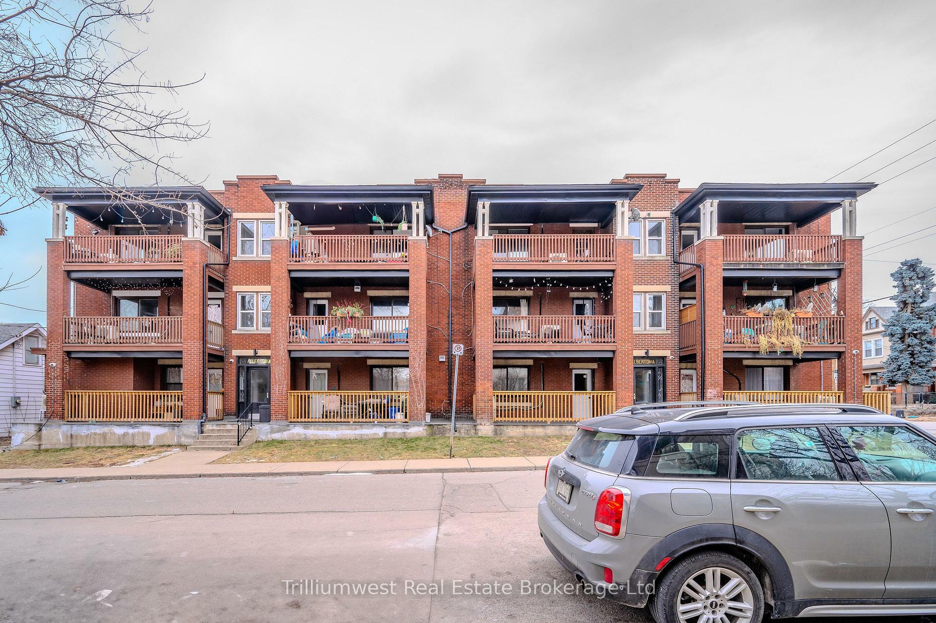 Property Photo: 41 Albert Street ON L8M 2Y1