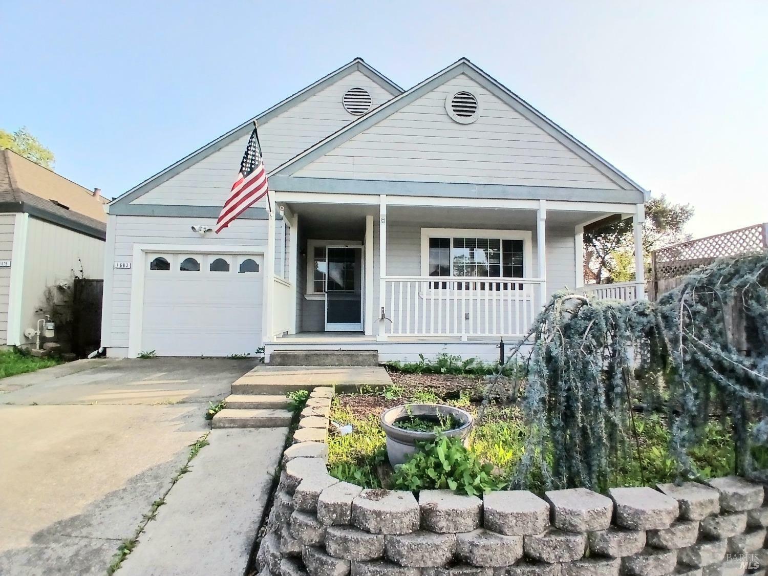 Property Photo: 1683 Wishing Well Way CA 95403