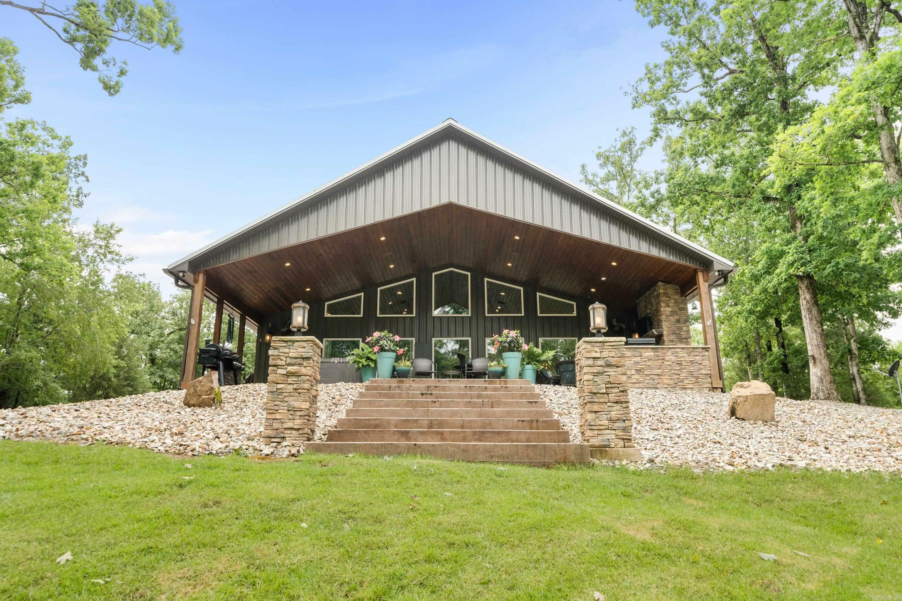 Property Photo: 329 Woodview Lane AR 71913