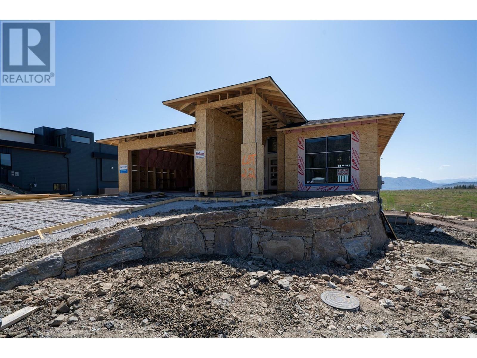 Property Photo: 2531 Pinnacle Ridge Drive BC V4T 0G4