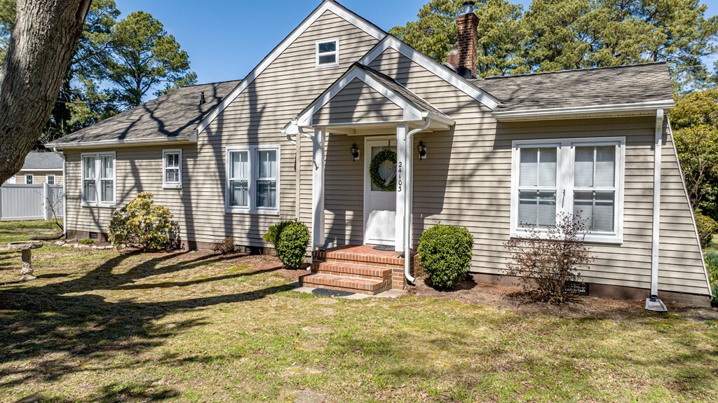 Property Photo: 24103 Adelaide St VA 23421