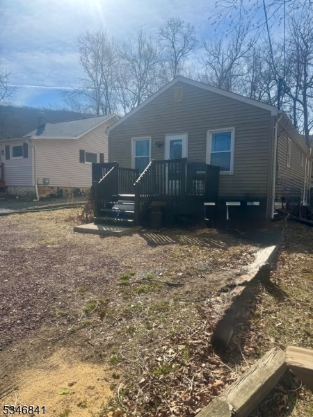 Property Photo:  52 Wildwood Rd  NJ 07438 