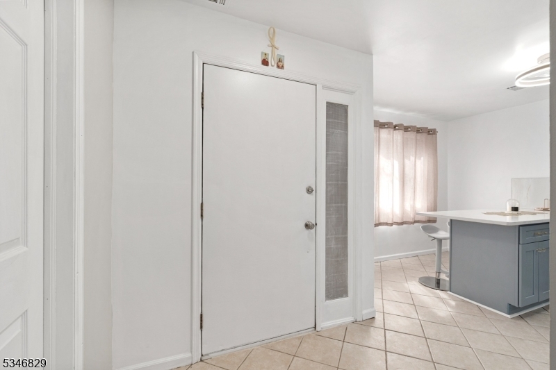 Property Photo: 4 Village Way Unit 3 NJ 07462