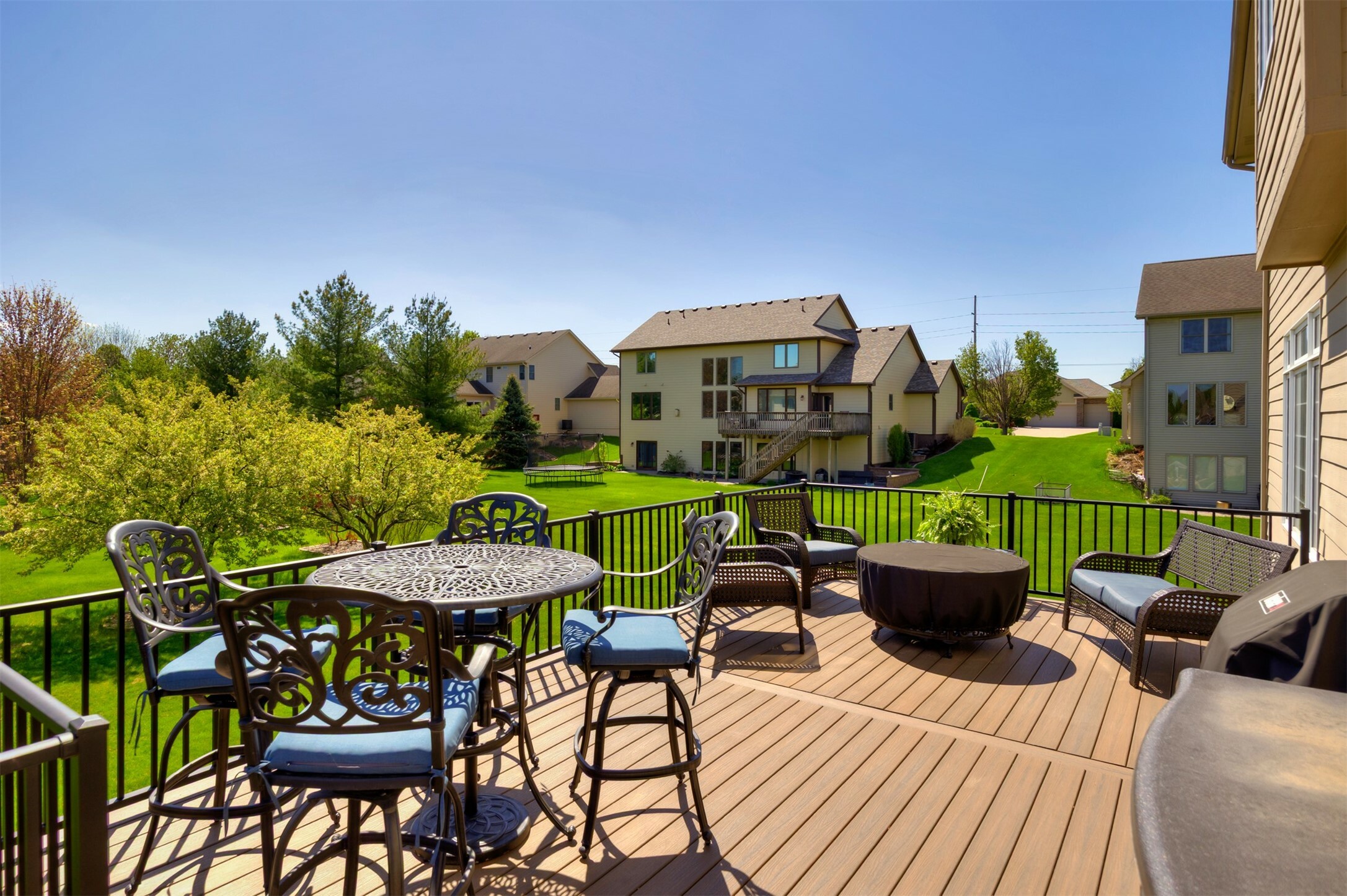 Property Photo:  4611 153rd Street  IA 50323 