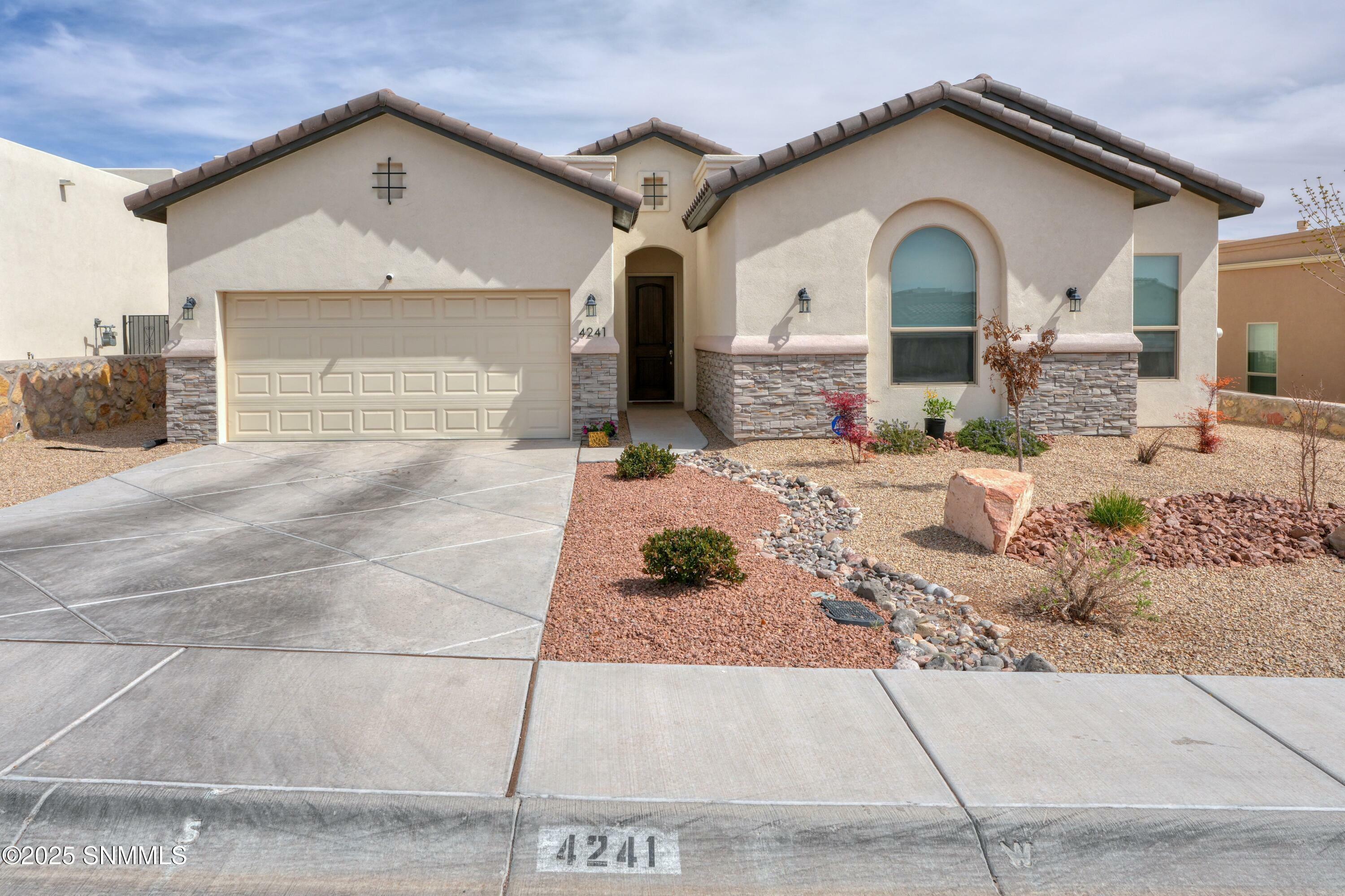 Property Photo: 4241 Arcadia Point NM 88011