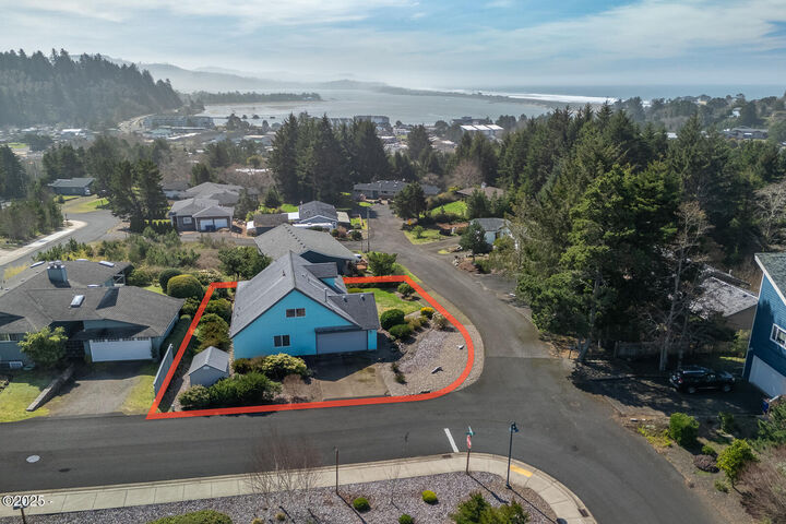 Property Photo: 1330 SE 43rd OR 97367