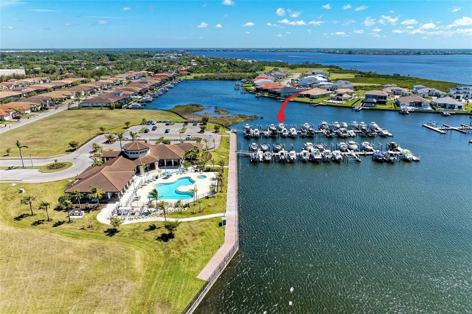 Property Photo: 1709 6th Street E FL 34221