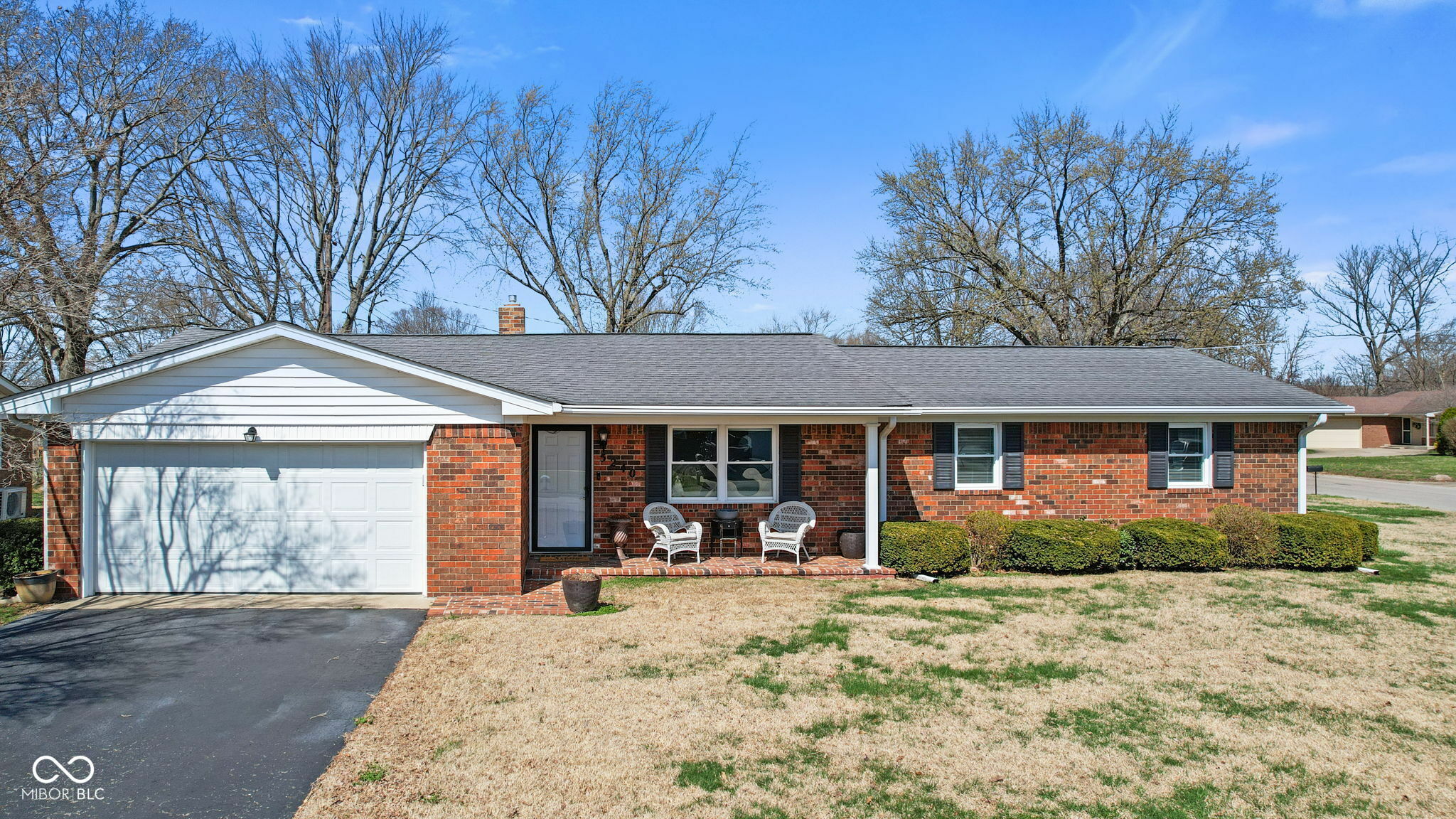 Property Photo: 5240 Magnolia Drive IN 47203