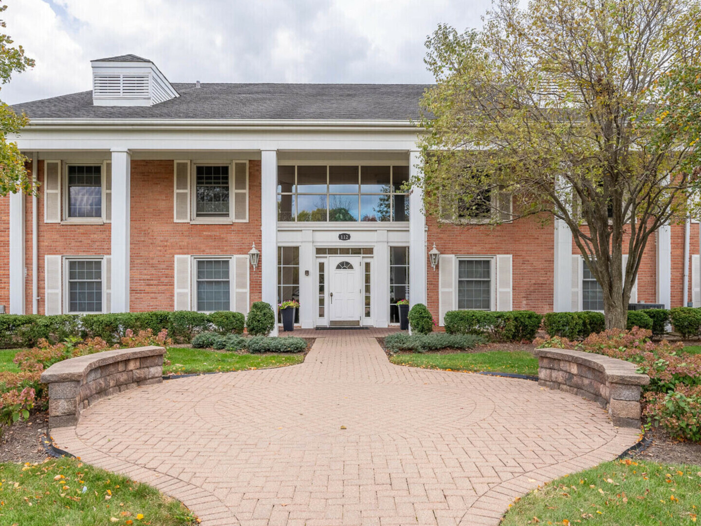 Property Photo: 112 Carriage Way Drive 205A IL 60527