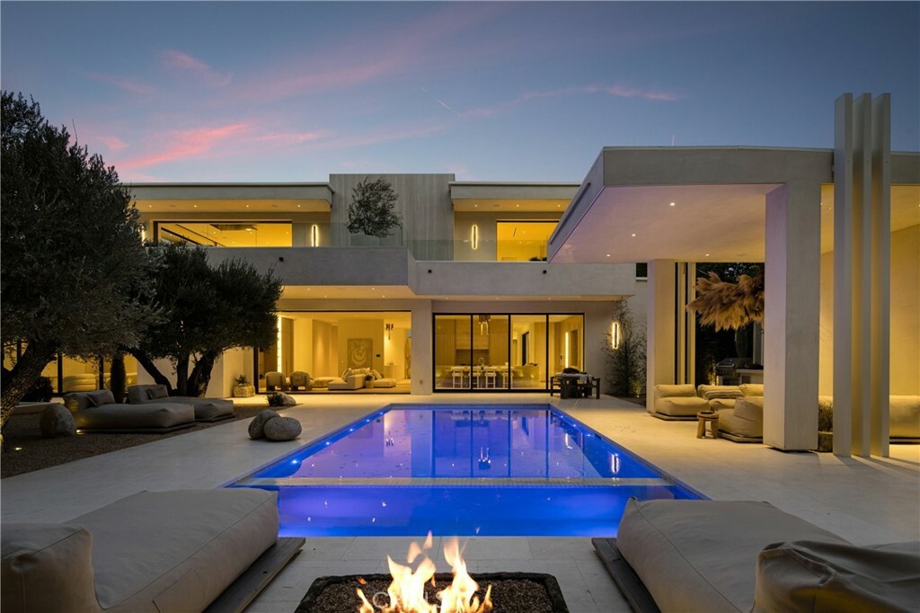 17177 Adlon Road  Encino CA 91436 photo