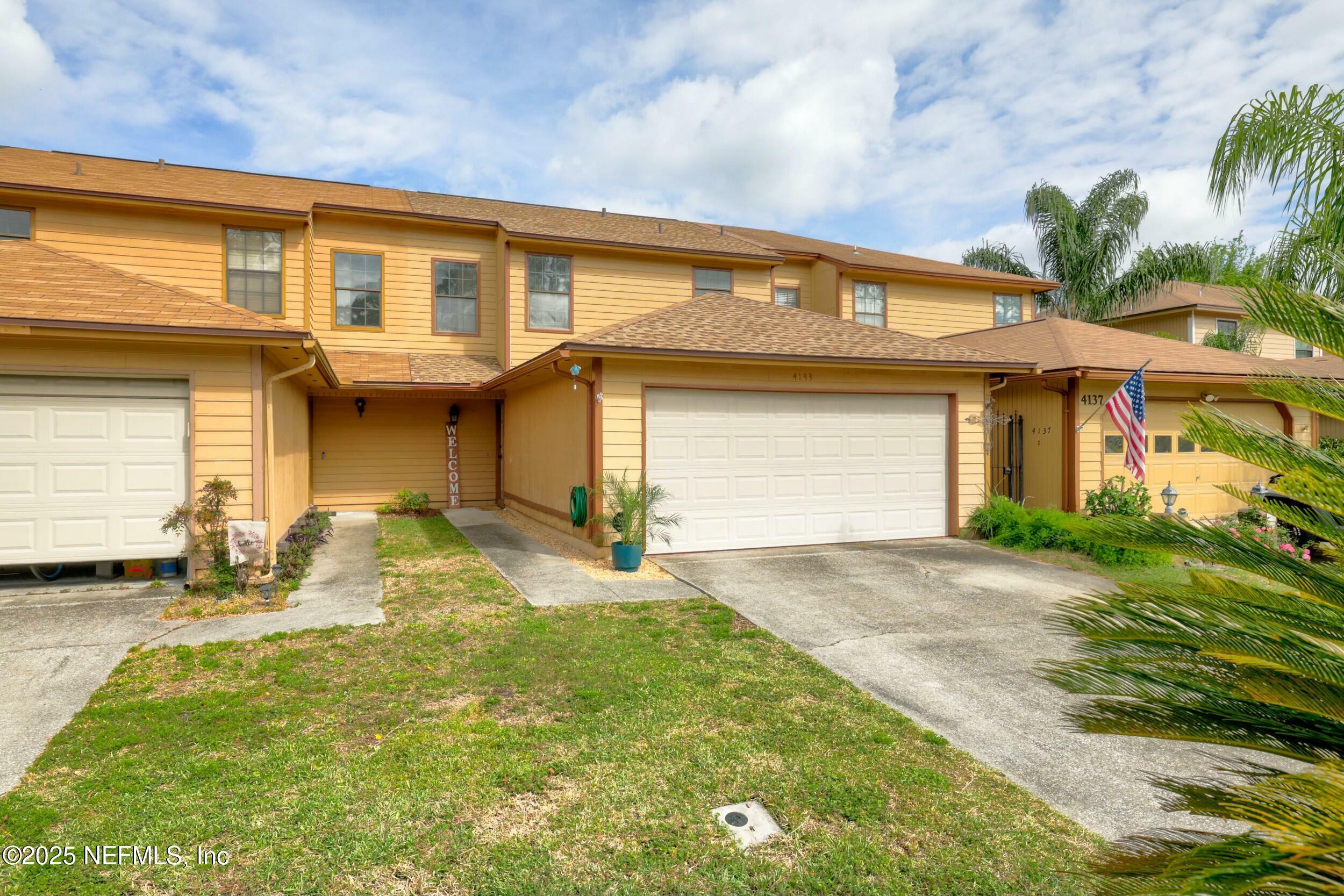 Property Photo: 4133 Hidden Branch Drive N FL 32257