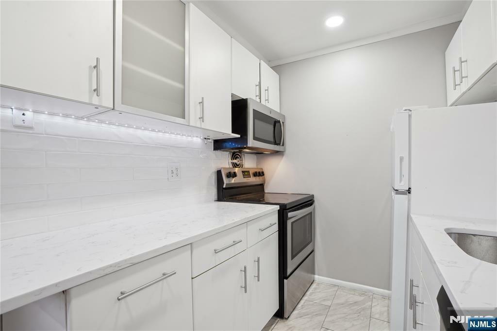 Property Photo: 56 68th Street 7 NJ 07093