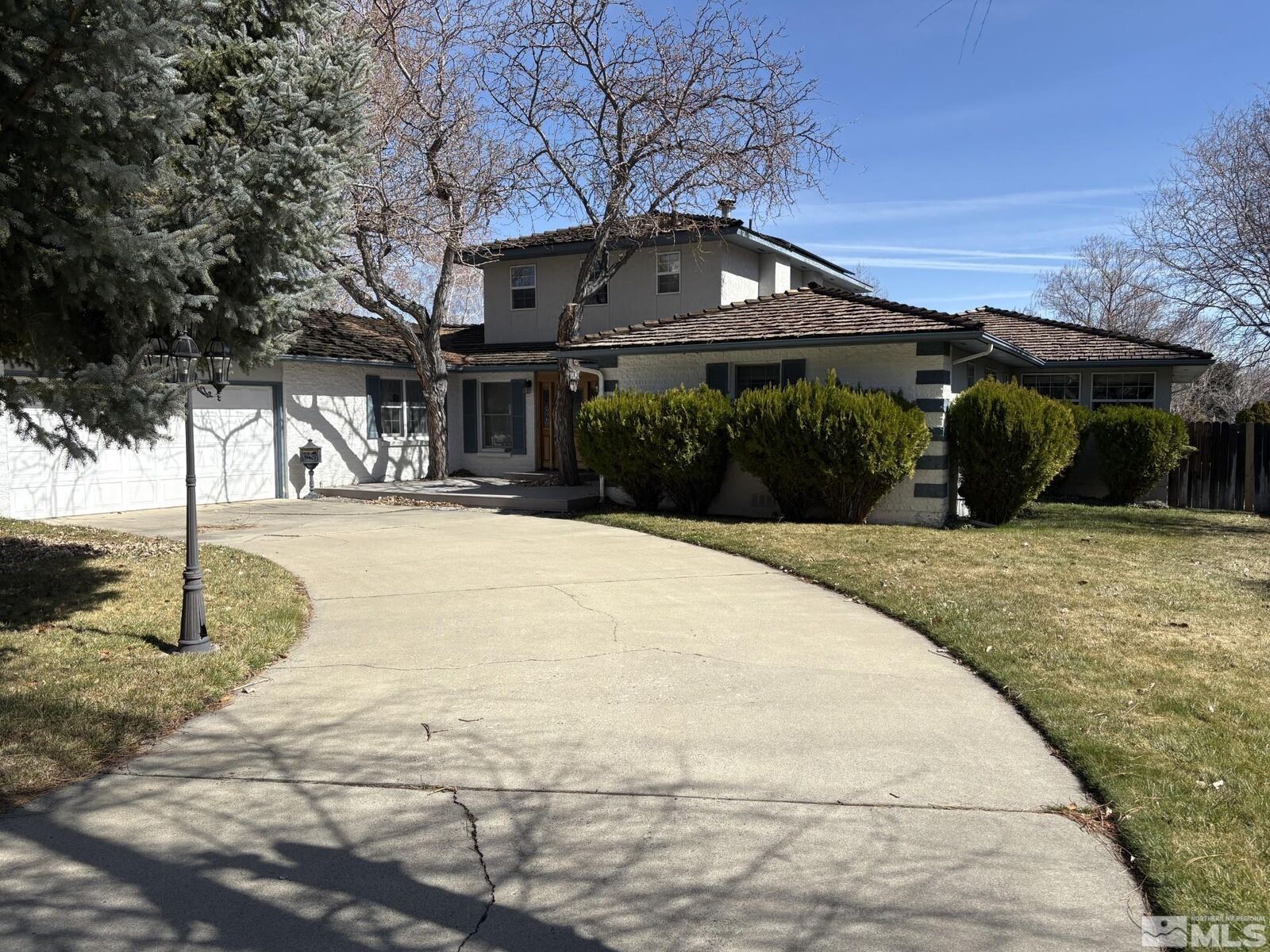 Property Photo:  3 Comstock Circle  NV 89703 